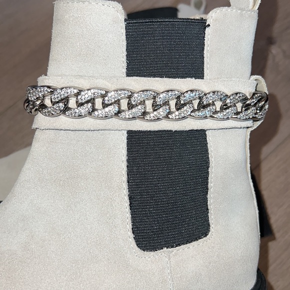 Karl Lagerfeld Reign Platform Boots - Picture 6 of 8